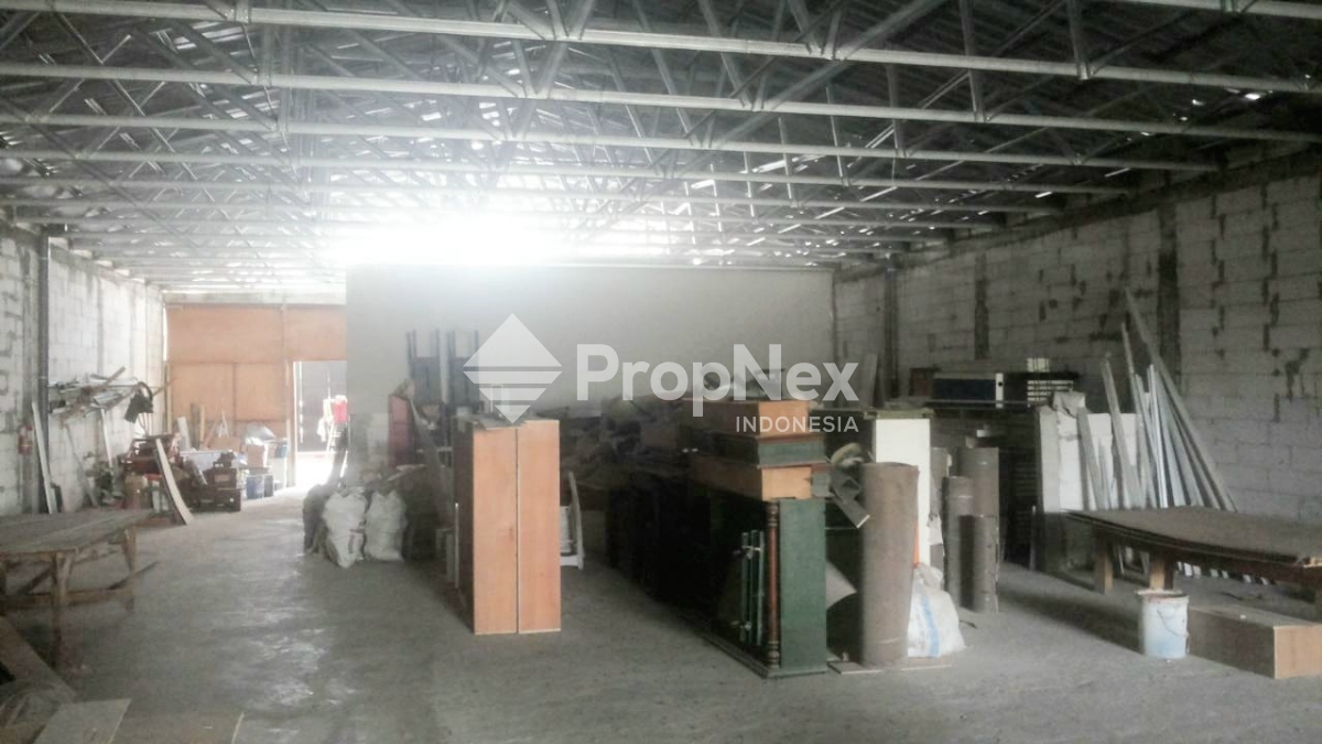 Gudang + Rumah Bagus SHM di Randegansari Lokasi Strategis — foto 3